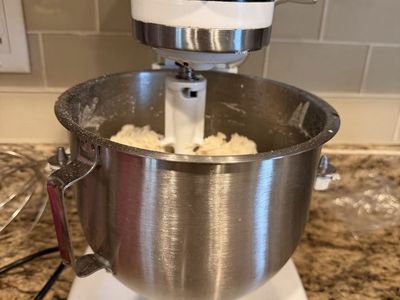 KitchenAid Bowl-Lift Stand Mixer - White with Stainless Steel Bowl