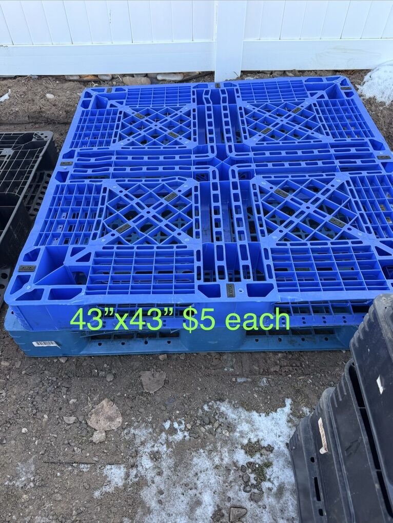 Plastic Pallets