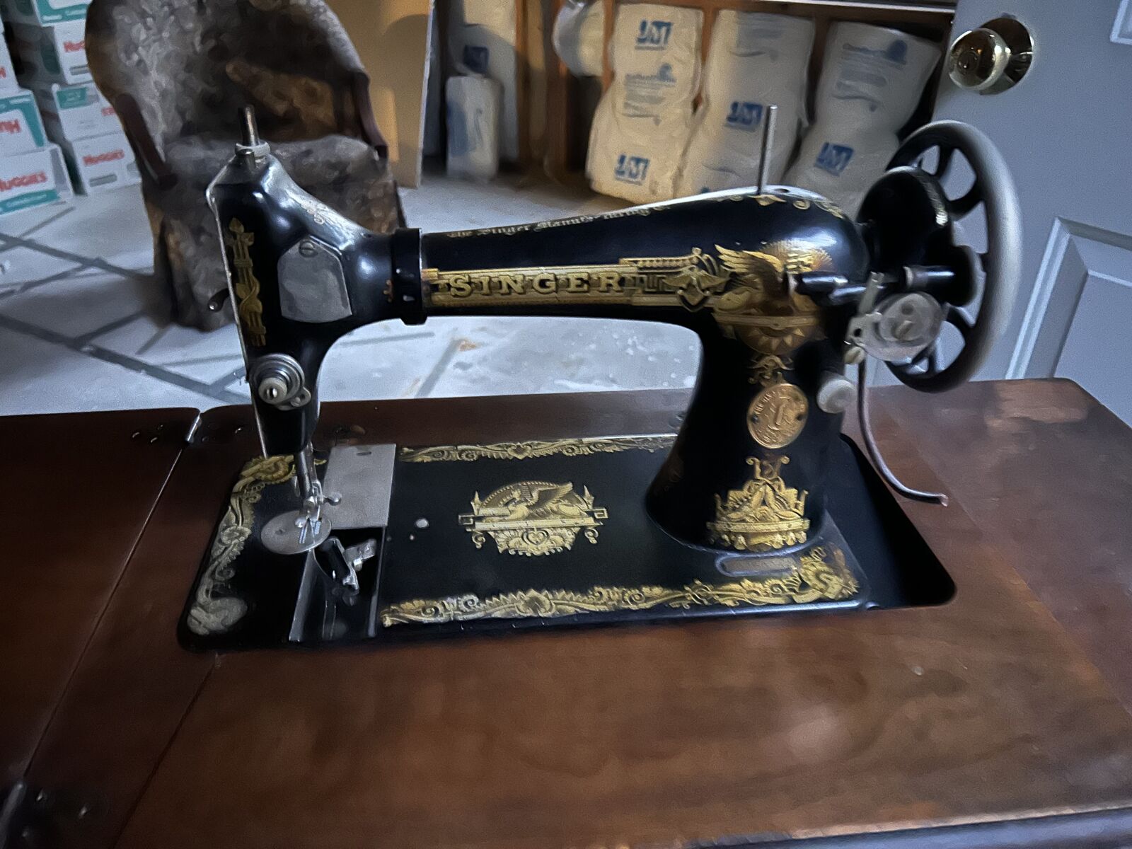 Antique Singer Treadle Sewing Machine w/ Cabinet & Original Paperwork