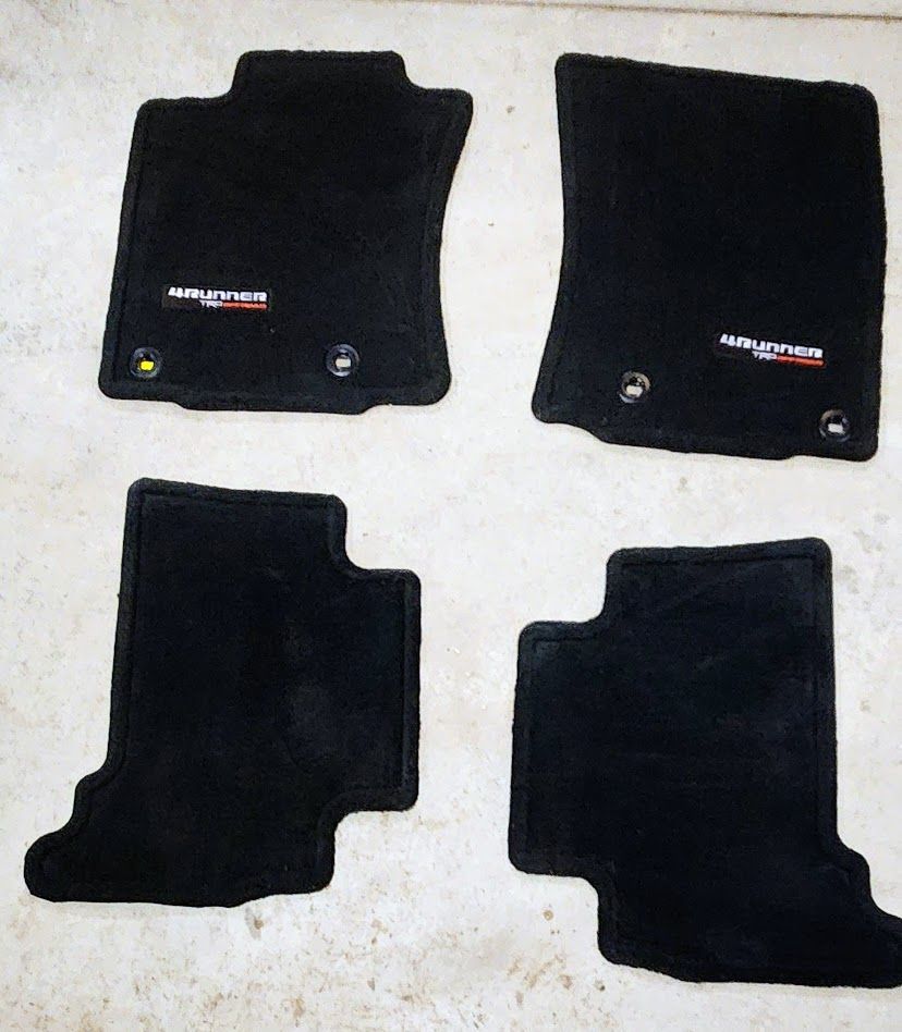 Original cloth Floor Mats 2020 Toyota 4Runner - Like NEW!