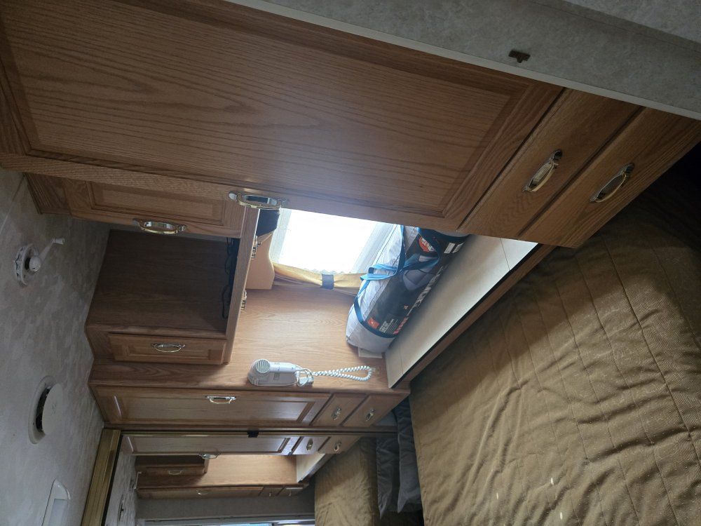 Main image 7