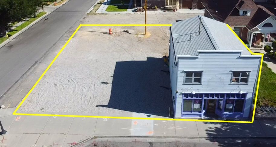 Owner User | Live/Work | Future Redevelopment Opportunity in Magna - Reduction!