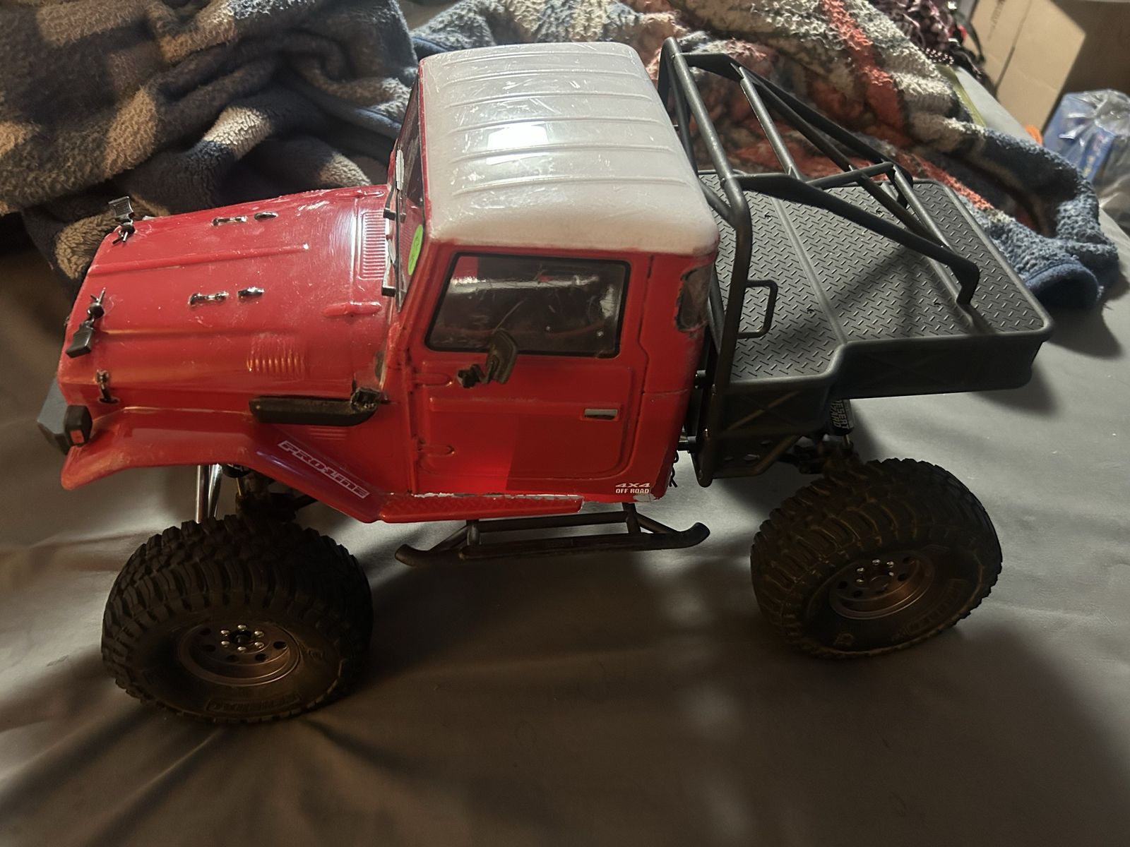 MST CFX-W J45C crawler roller