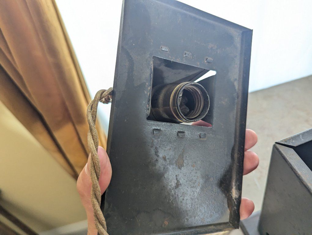Main image 6