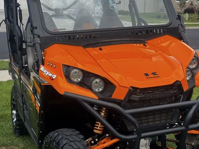 Kawasaki Teryx4 LE 4x4 UTV - Orange/Black 4-Seater Side by Side