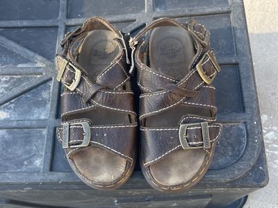Dr Martens female sandals