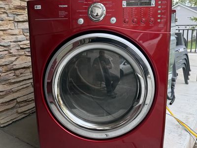 LG TROMM Dryer Red - Gas, Front Load