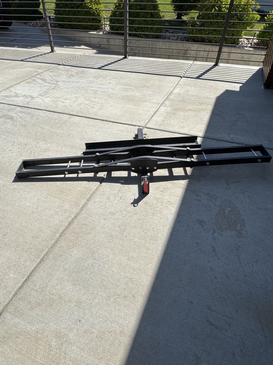 Tow hitch motorcycle trailer