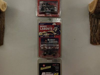 64th scale cars