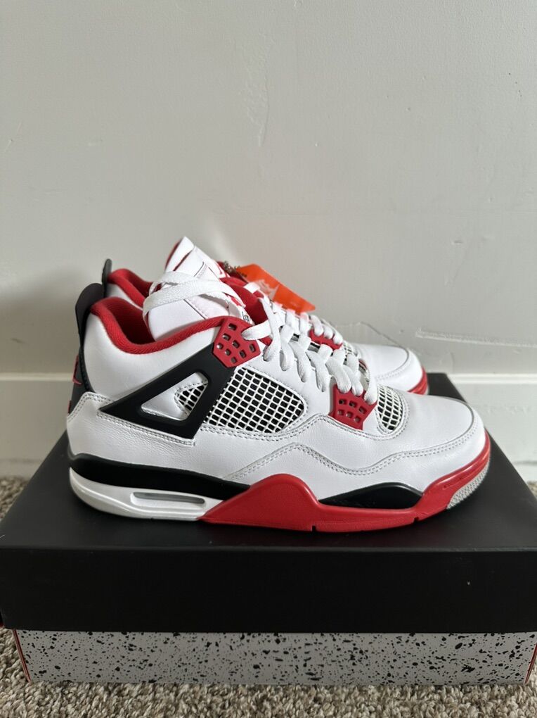 AIR JORDAN 4 FIRE RED
