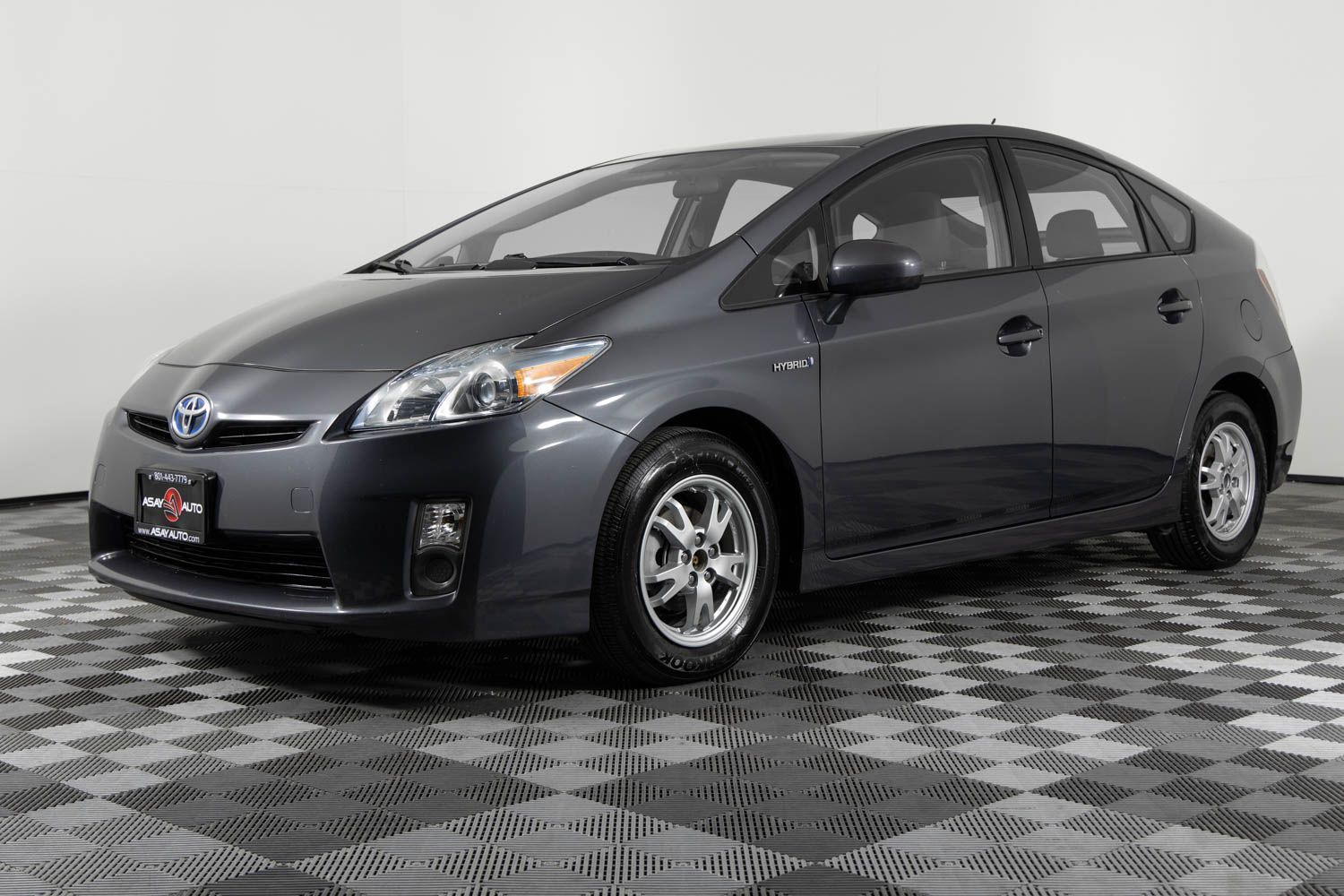 2011 Toyota Prius Two