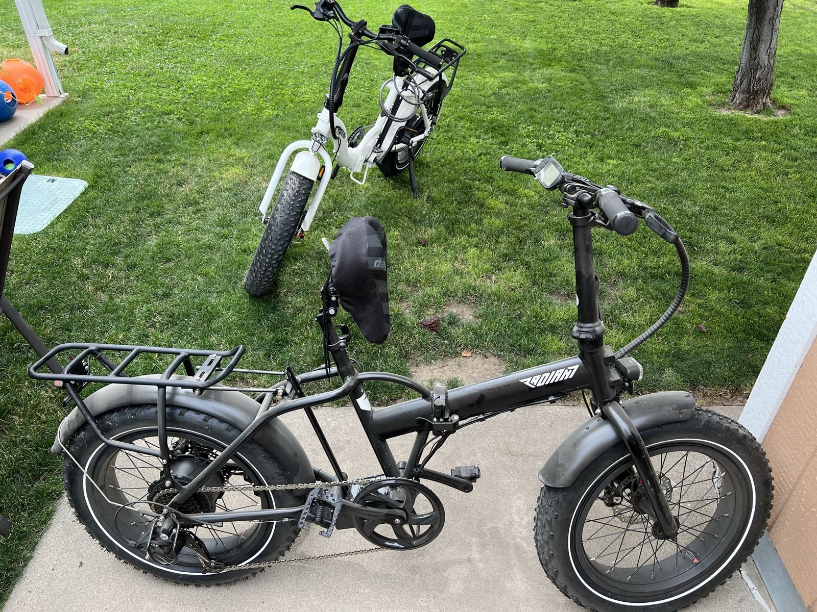 2 Radiant Electric Folding Fat Tire Bike - Black - Used Good