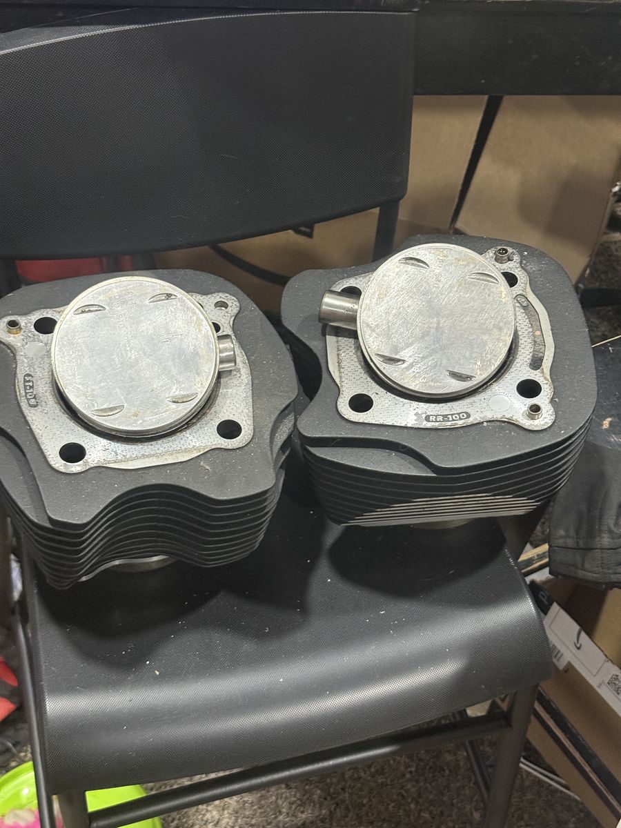 Harley 107cc Pistions +jugs