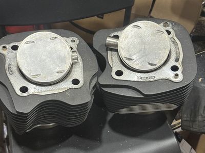 Harley 107cc Pistions +jugs