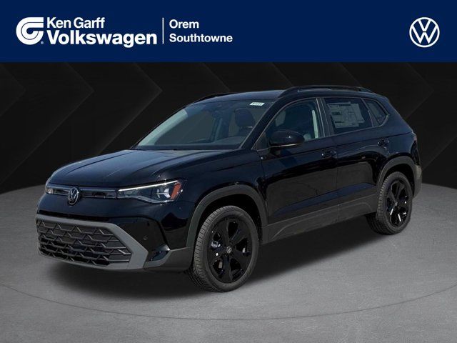2026 Volkswagen Taos SE Black 4Motion