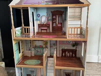 Barbie Dollhouse