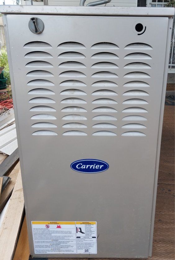Carrier furnace like new 60,000 btu