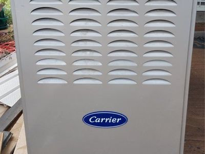 Carrier furnace like new 60,000 btu