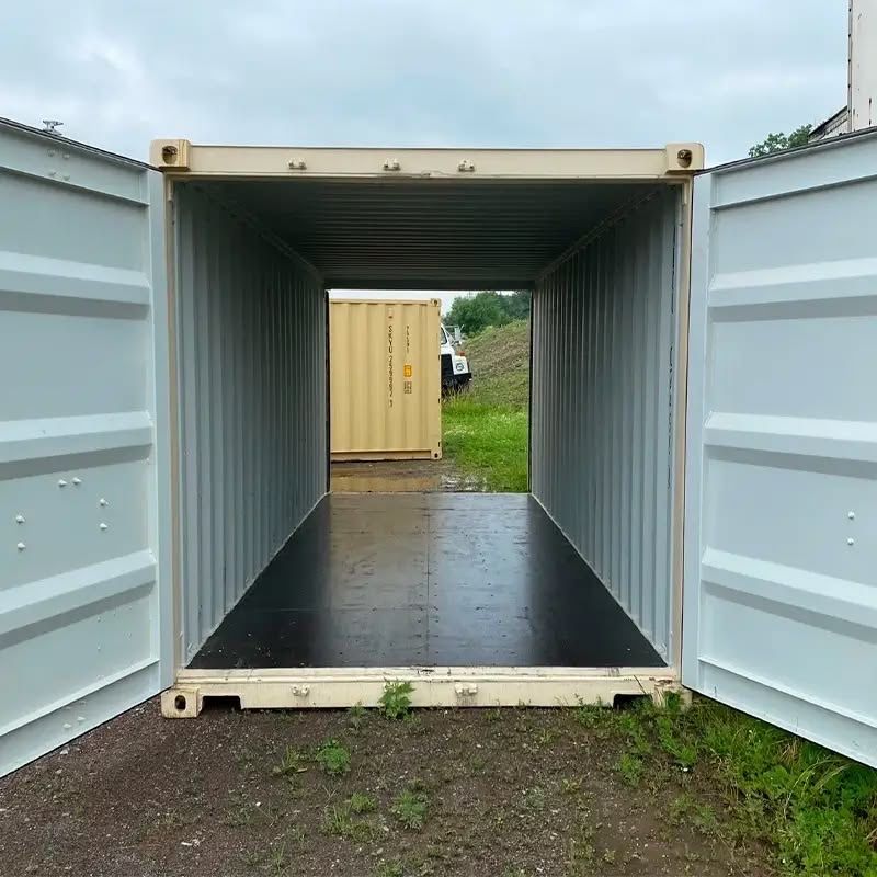 Shipping Containers 8x20, 8x40 New and Used.