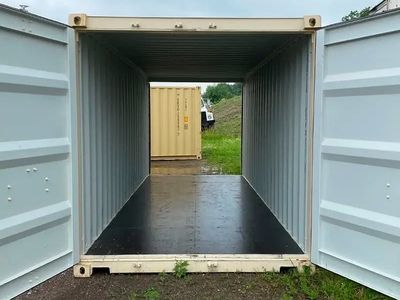 Shipping Containers 8x20, 8x40 New and Used.