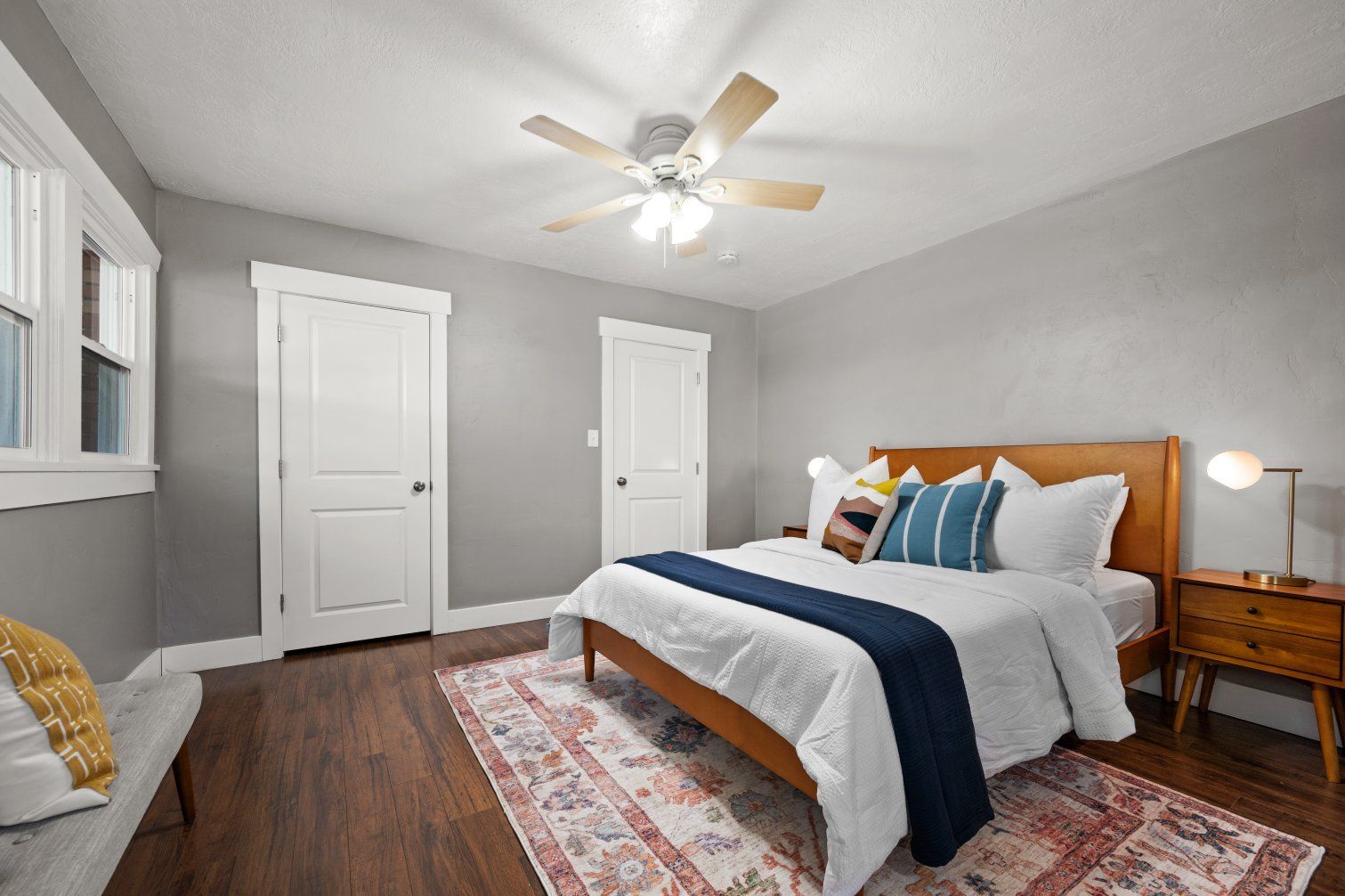 Main image 2