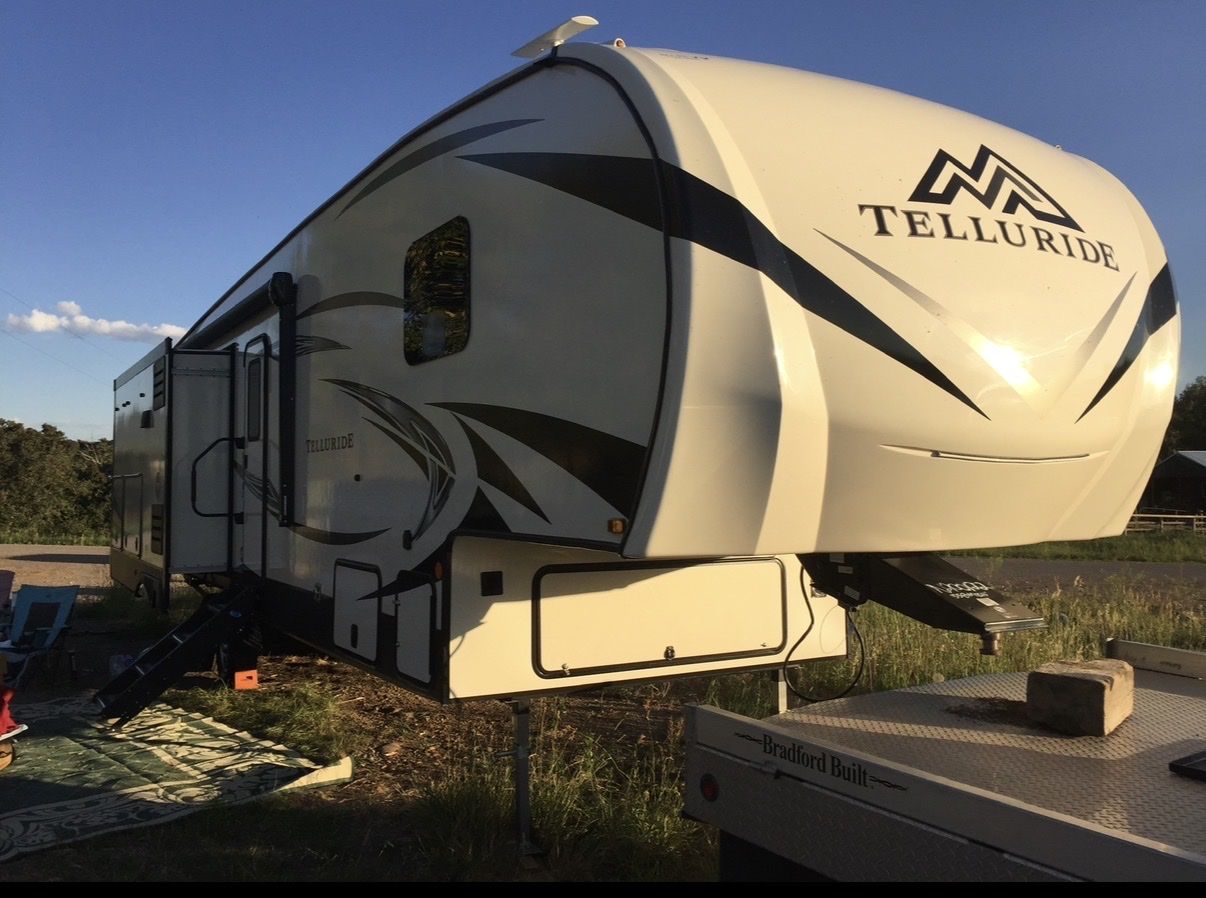 2020 Telluride by StarCraft 38-8 CLEAN !!