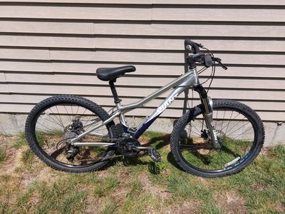 Giant Yukon mountain bike