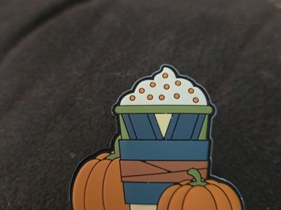 Mulan scented pumkin spice pin