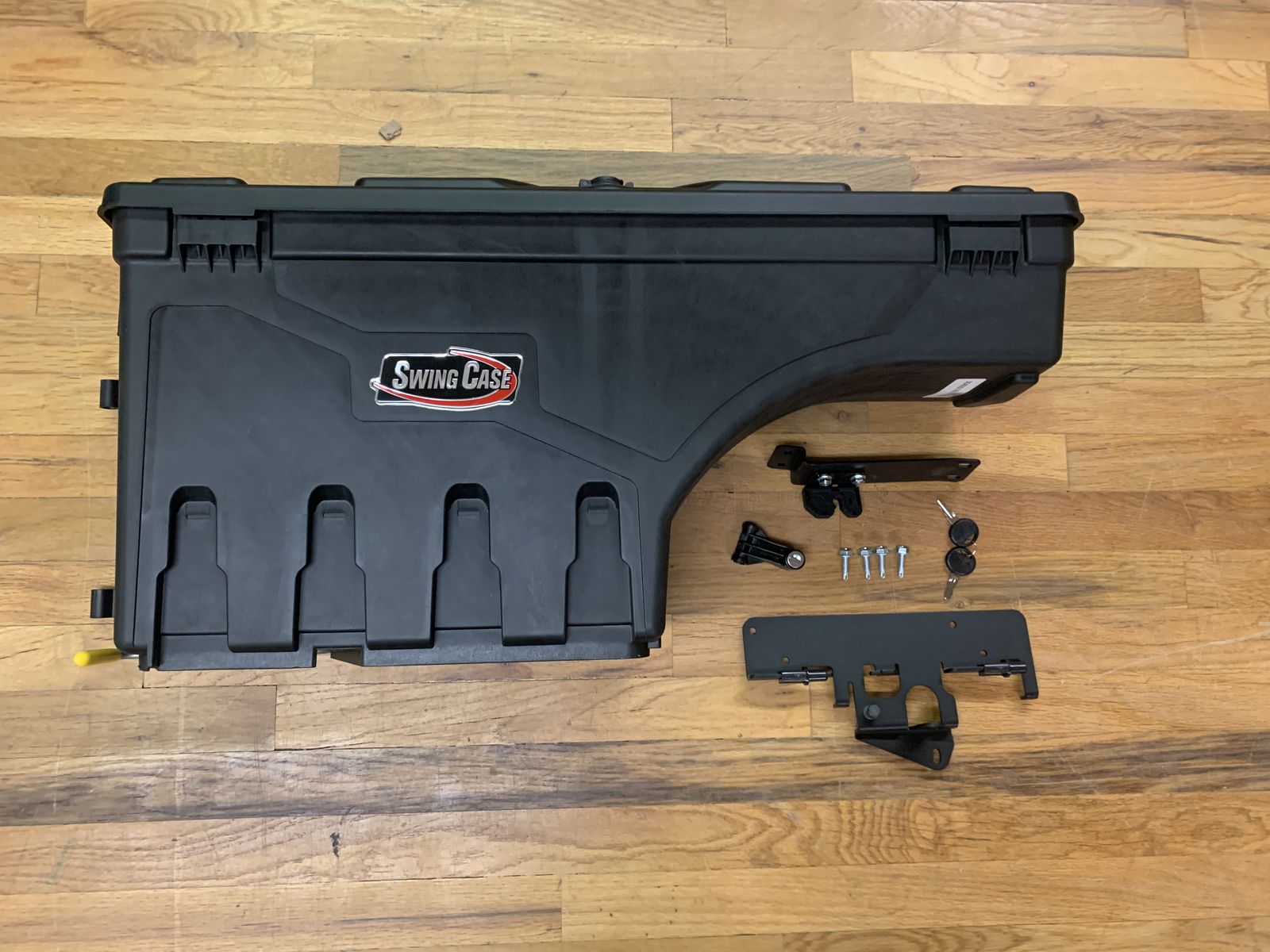 Undercover Swingcase For Toyota Tacoma Drivers Side Black Smooth With Storage Box Undercover Swingcase SC401D