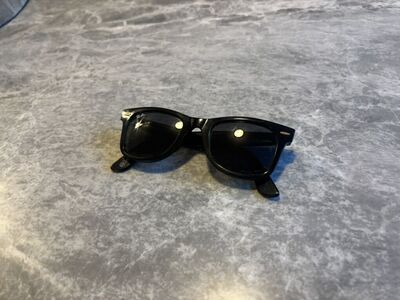 Ray-Ban Black Wayfarer Sunglasses
