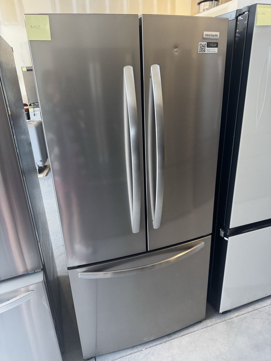 New Frigidaire 31.3wide French Door Refrigerator