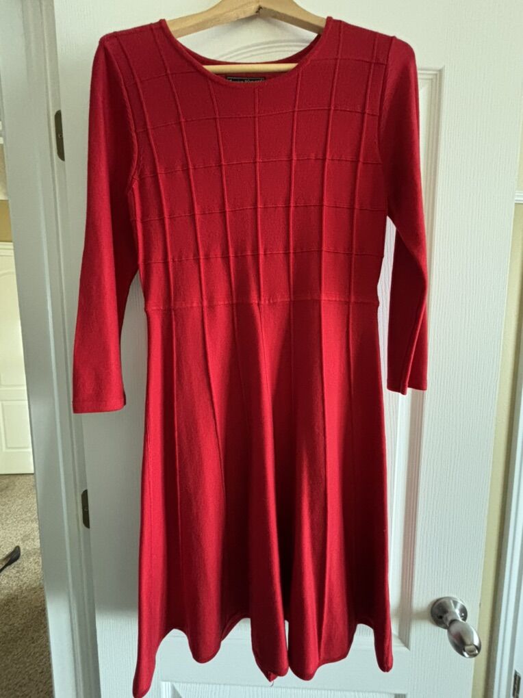 JESSICA HOWARD RED DRESS- SIZE M