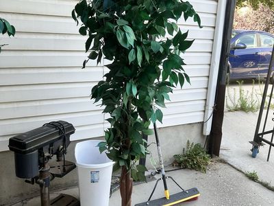 Artificial Ficus Tree - Realistic Faux Plant Decor
