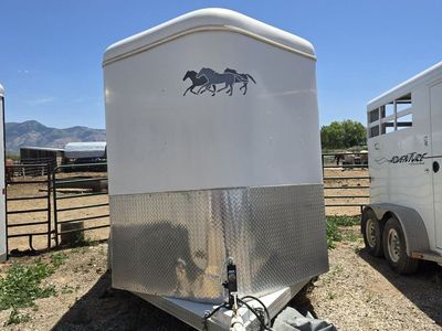 2005 Circle J 2 Horse trailer