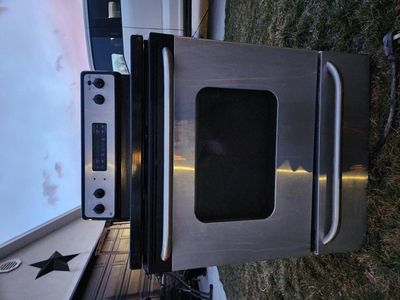 GE stainless steel stove