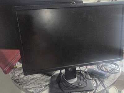 Dell Widescreen Computer Monitor with Stand and Power Cable