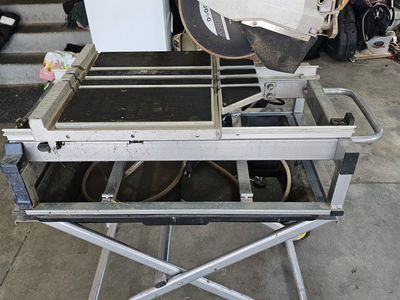 Chicago Electric Power Tools Tile Saw with Stand