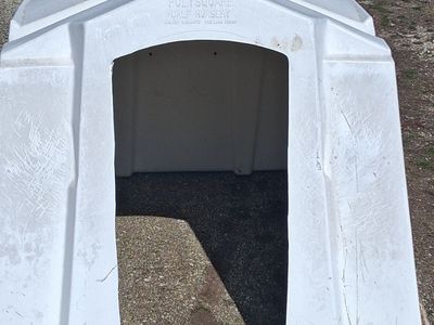 Calf Hutch Pen