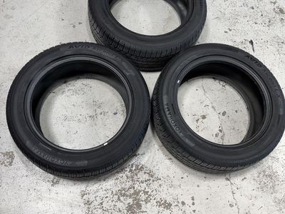 Yokohama 225 55 18 tires