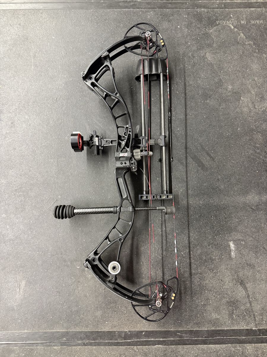 Bowtech Realm SR6