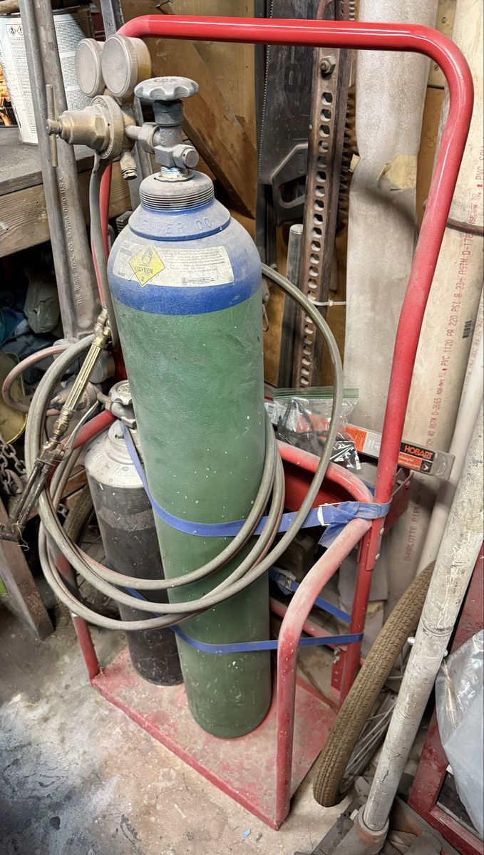 Ocy-acetylene  welder