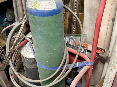 Ocy-acetylene welder