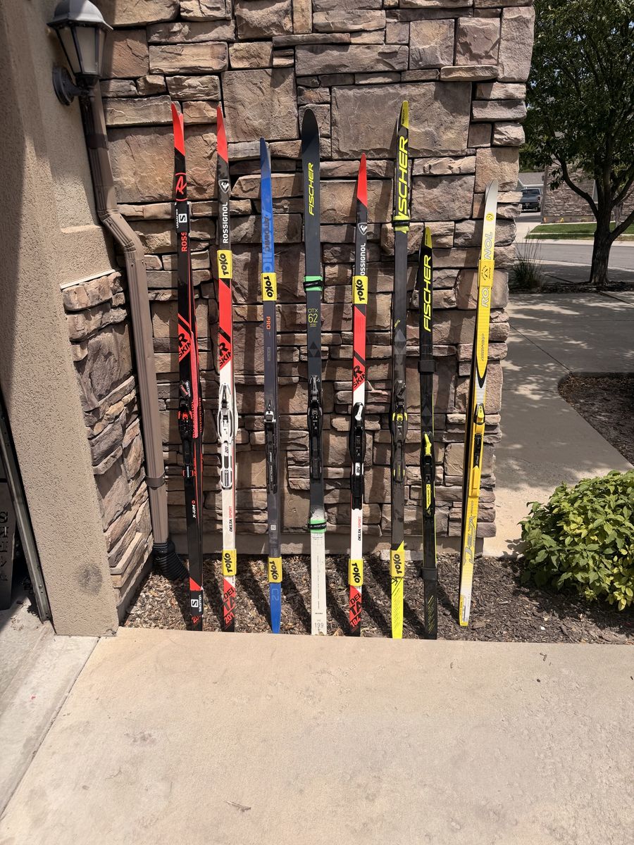 Lot Of Excellent condition cross country skis
