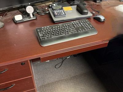 Free Desk! must pick up