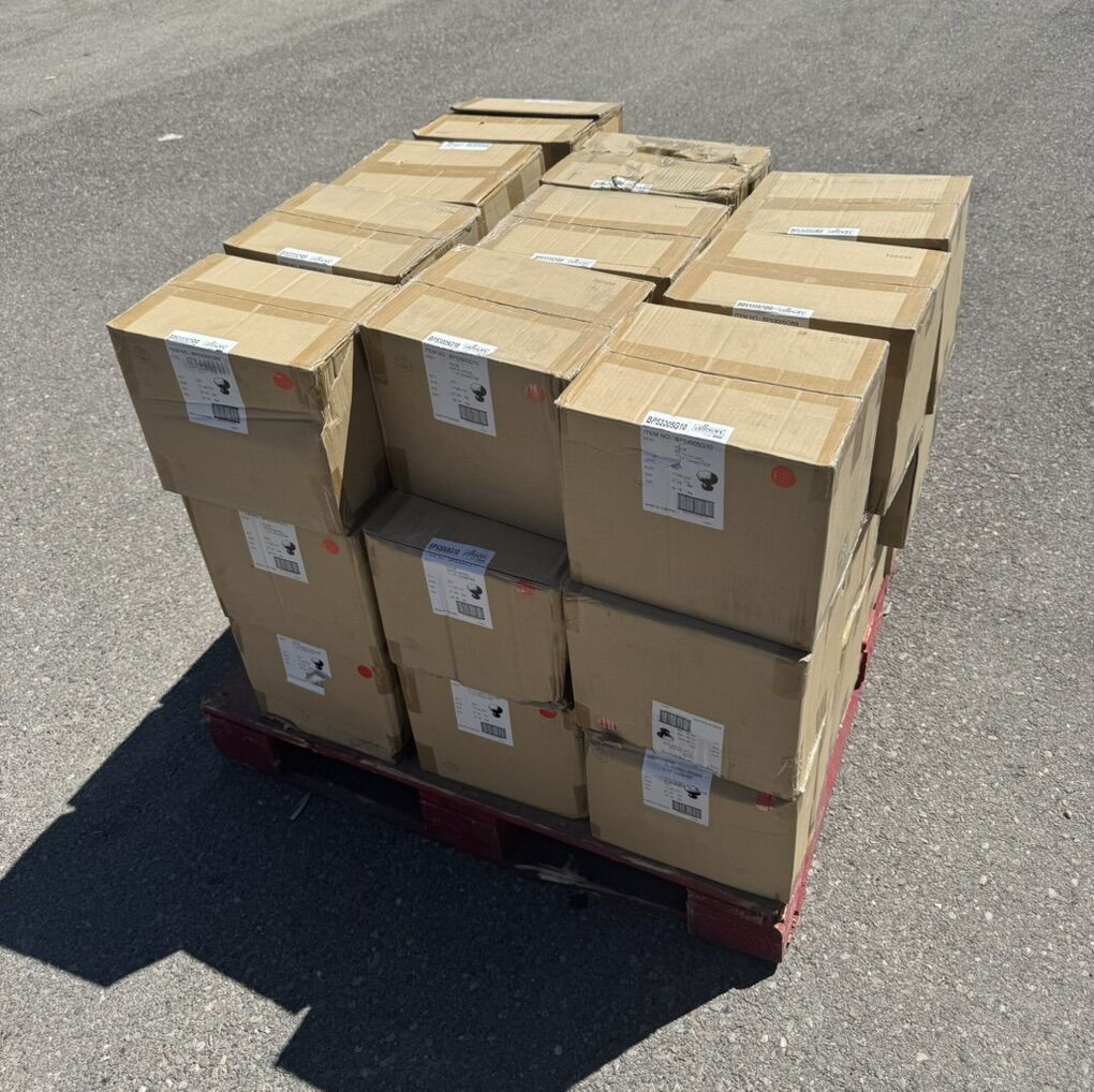 New Pallet of 7,800 Allison Cabinet Knobs Great for Resale