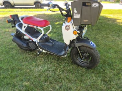 2017 Honda Ruckus Scooter Bundle