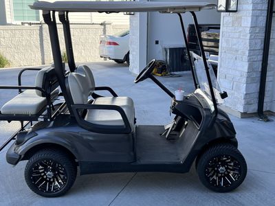 Yamaha G29 drive electric golf cart with new batteries!