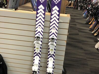 Black Crows Sato Birdie 167cm Skis w/ SALOMON M10 GW Demo Binding - Lightly Used