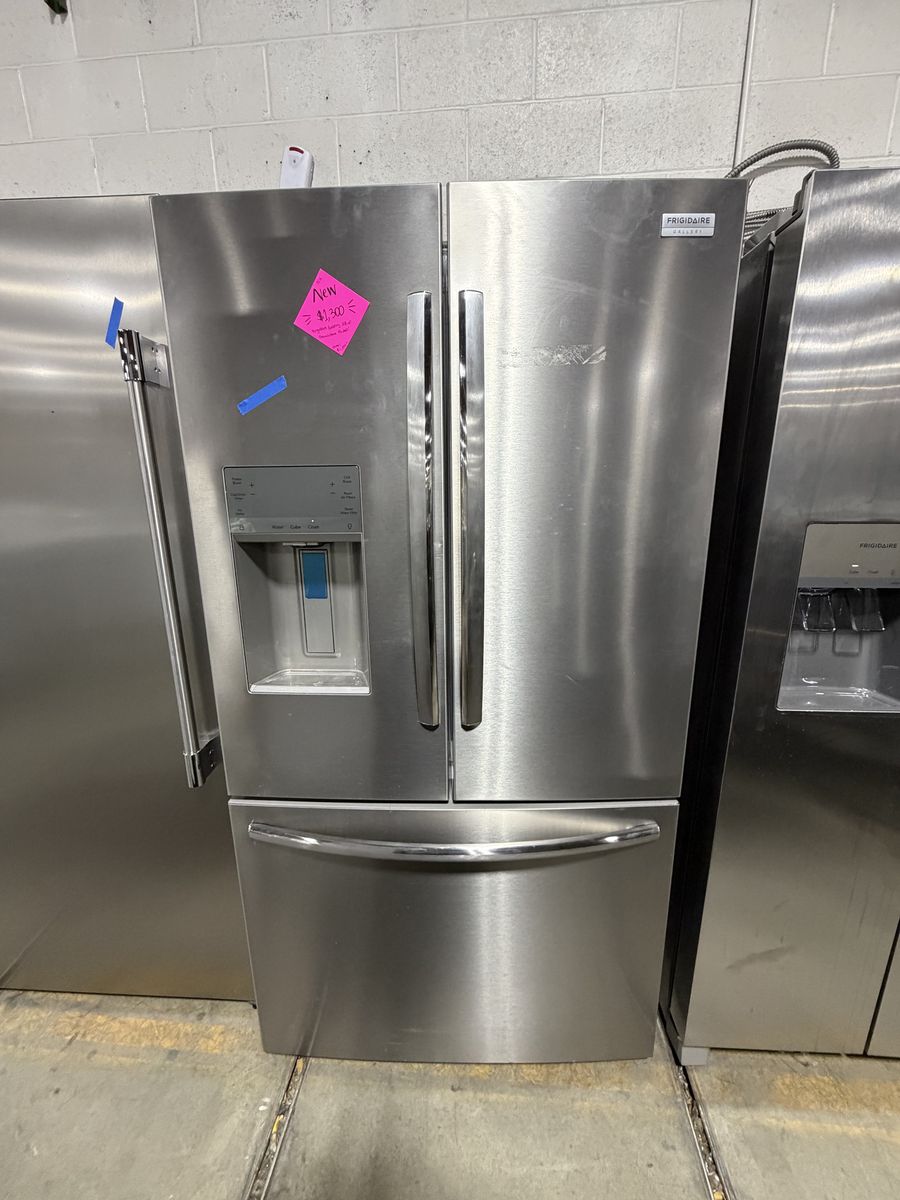 NEW FRIGIDAIRE GALLERY FRENCH DOOR FRIDGE 28 CF