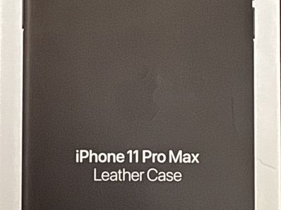 Apple iPhone 11 Pro Max Leather Case in Black